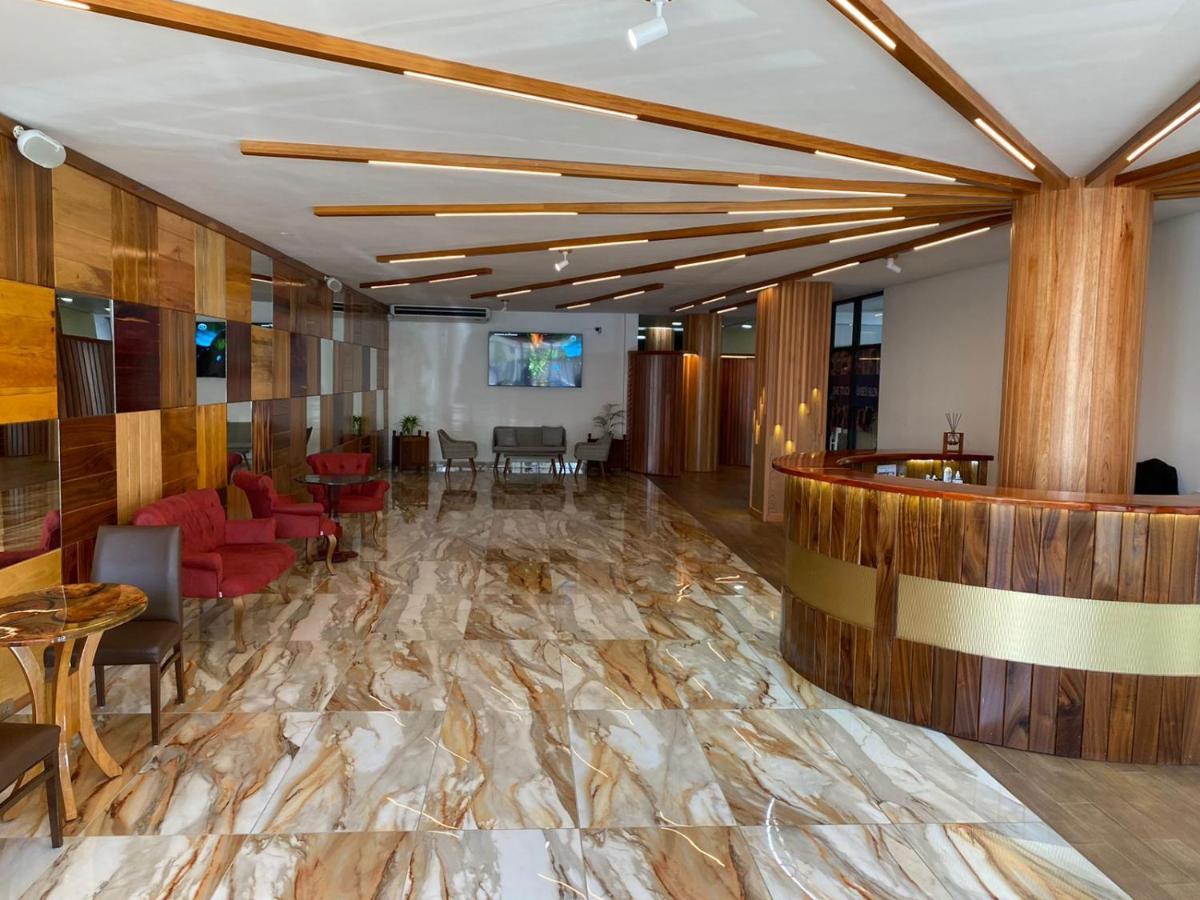 Murex Plaza Hotel & Suites Monrovia Zewnętrze zdjęcie