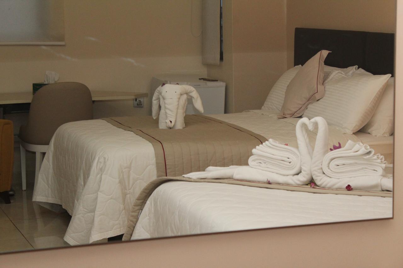 Murex Plaza Hotel & Suites Monrovia Zewnętrze zdjęcie