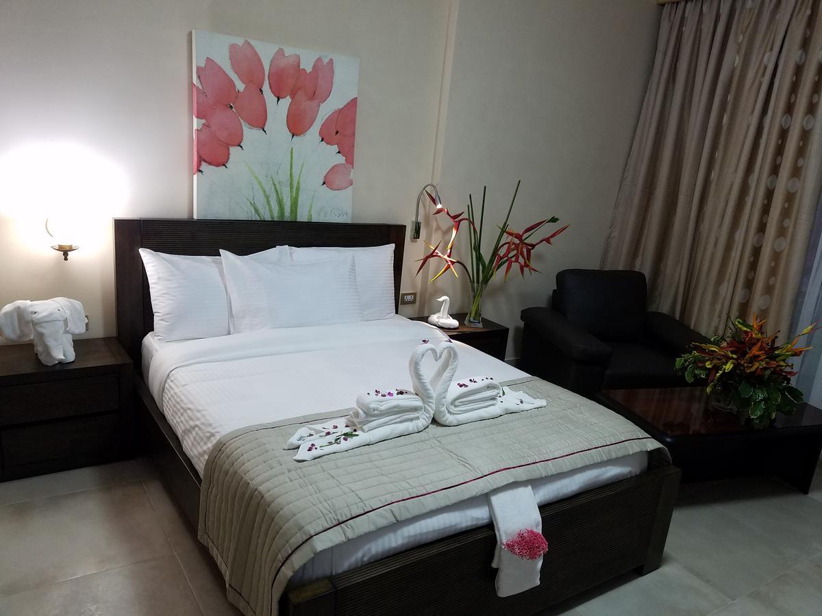 Murex Plaza Hotel & Suites Monrovia Zewnętrze zdjęcie